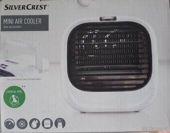 Mini zvlhčovač vzduchu SilverCrest STLH 8 C3.