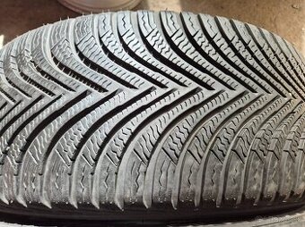 215/55 r17 zimné 4 ks MICHELIN dezén 7,1 - 5,9 mm DOT2023