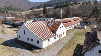 NA PREDAJ – Priemyselná hala v uzavretom areáli