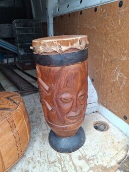 Africký bubon tamburina
