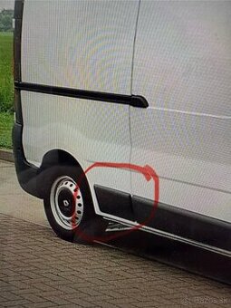 Renault Trafic long pravý bočný plast r.v. 2003-2013