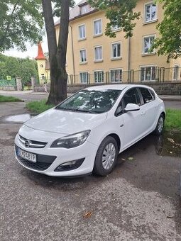 Predám opel astra j 1.7 D rok 2014