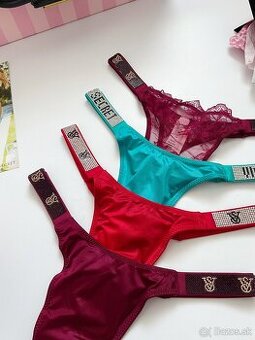 Victoria’s Secret Shine strap tanga nohavičky XS