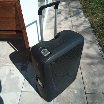 Kufor Samsonite plastovy na kolieskach s teleskopickou rukov