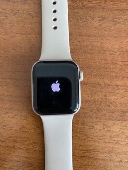 Apple Watch SE 2023