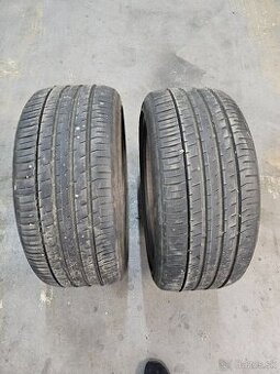 235/40R18 letne