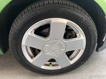 Predám na Ford fiesta elektródy komplet