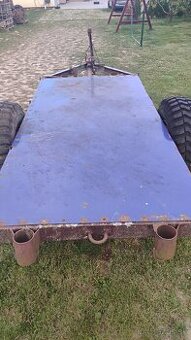 Predam karu za traktor platak