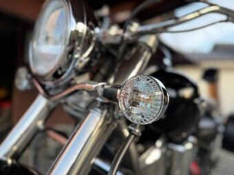 Kawasaki VN 900