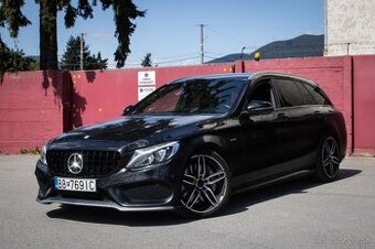 Mercedes-Benz C 450 AMG 270kW