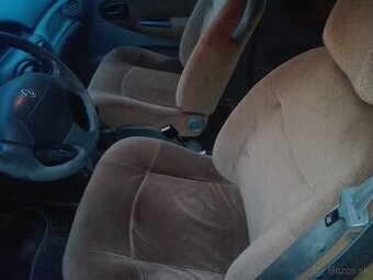 Renault Megane Scenic. 1,4 benzin.. Diely.