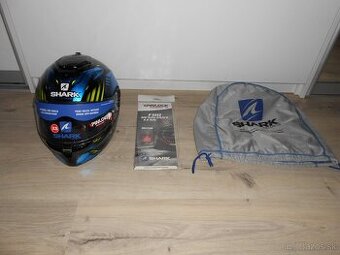 Predam krasnu novu moto prilbu znacky SHARK SPARTAN GT REPLI