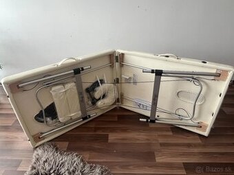 Predám hlinikový dvojsegmentový masérsky stôl