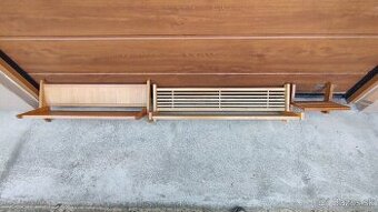 Retro Poličky zo 70tych rokov minuleho storocia