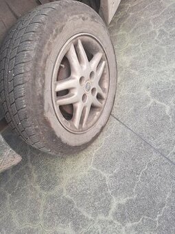 Kúpim celoročne pneumatiky 175/70 r 14 88T