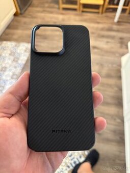 Kryt Pitaka MagEZ 4 600D kryt iPhone 15 Pro Max čierny/sivý