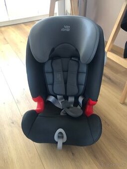 Autosedačka Britax Römer Advansafix III