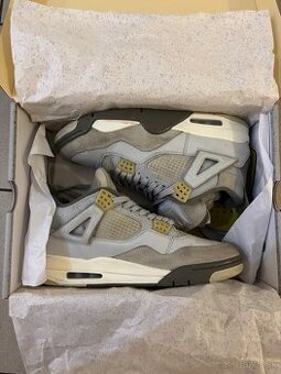 Jordan 4 Craft Photon Dust