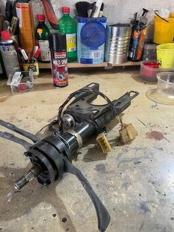 Stĺpik riadenia so spinacou skrinkou - Lada Niva