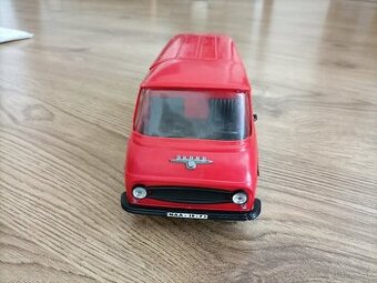 Skoda 1203 kdn cervena stara hracka