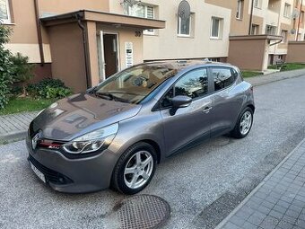 Predám Renault Clio – spoľahlivé a úsporné auto vhodné do me