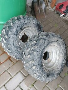 Disky pneu R8