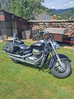 Suzuki intruder vl800