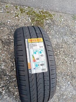 PIRELLI CINTURATO P7 225/45 R 17 91Y