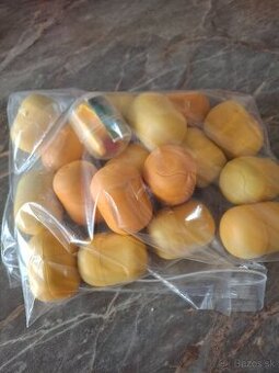 Kinder hračky