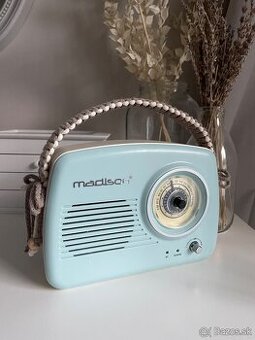 Retro radio Madison