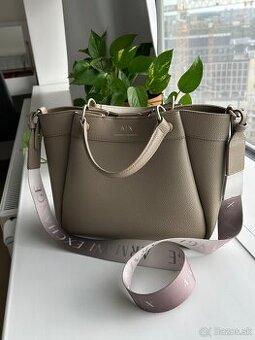 Armani Exchange, medium, perfektny stav