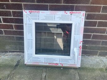 Plastove okno nove 58x55