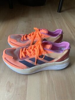 Bežecké tenisky - Adidas Adizero Boston 11, v. 40