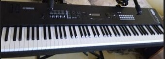 Yamaha MX 88