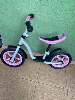 Ruzove odražadlo bycikel