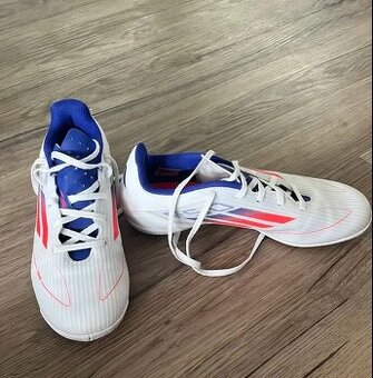 Halové topánky Adidas F50
