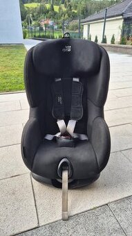 Autosedačku BRITAX Römer Trifix 2 i-Size