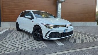 VW GOLF 8 GTI, 2021, 53 000 km, 235 kW, nebúrany