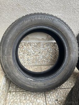 Bridgestone 205/60R16 92H
