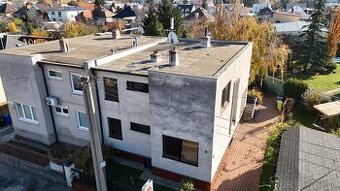 RD s 2 bytovými jednotkami - 170m2, Odbojárska ulica