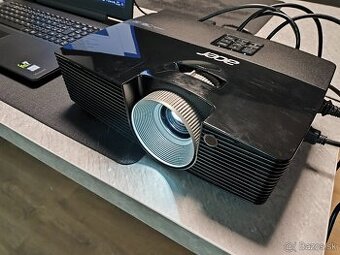 Projektor Acer P1387W+Lenovo:i7,Nvidia950,RAM8GB