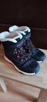 Diečenské  zateplené zimné topánky veľ..33