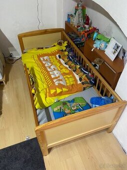 Detská smrekova posteľ