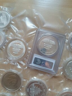 Čínska panda 10 Yuan od r. 1989. Strieborné mince. 1 oz.