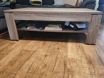 Konferečný stolík borovica