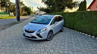 Predam Opel Zafira Tourer 2.0CDTI 166HP