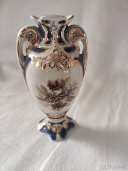 Royal Dux Duchov - Vázička ve tvaru malé amfory