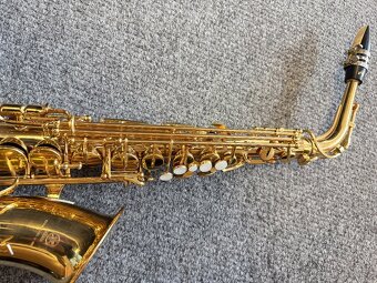 SAXOFÓN YAMAHA YAS-280
