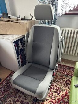 autosedacka (pilotka) VW T5 T6