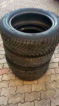 Celoročné pneumatiky 215/60 r17